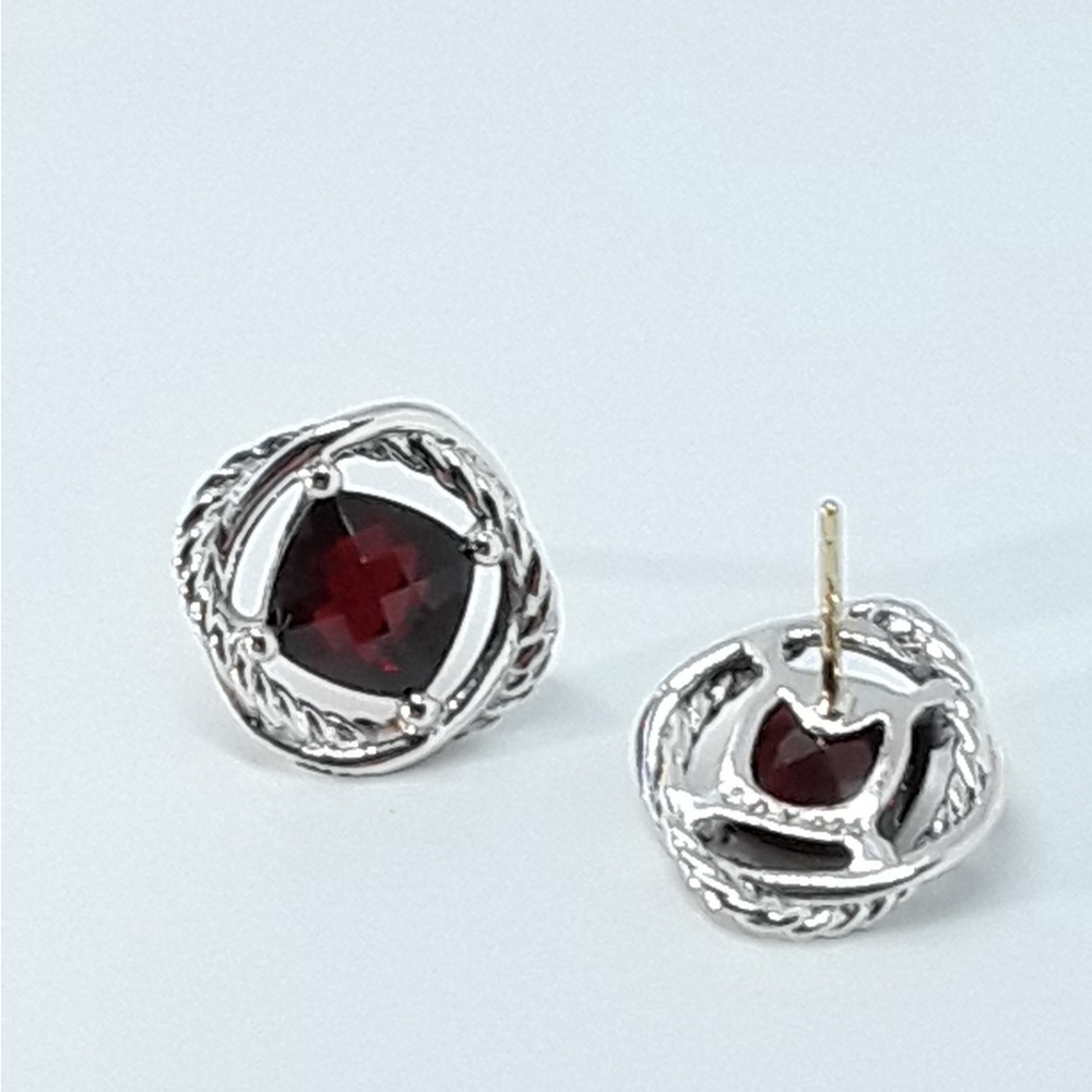 David Yurman sterling silver red garnet infinity earrings - Picture 2 of 3